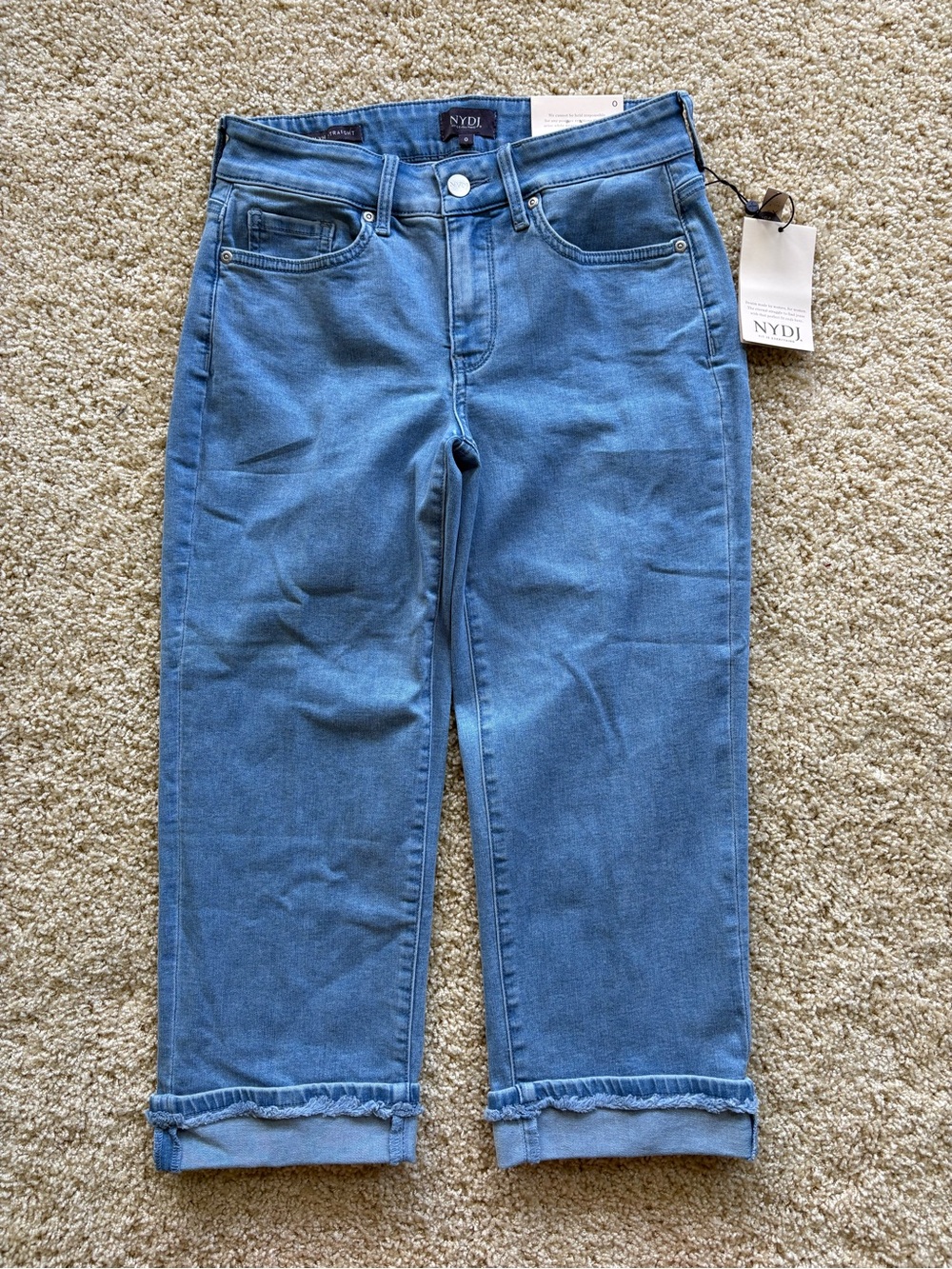 NWT NYDJ Marilyn Crop Jeans Fray Cuff Belle Isle Wash Lift Tuck Size 0 MINQCR291
